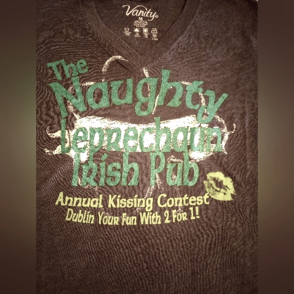 Charcoal Gray St. Patrick's day graphic tee - Picture 2 of 2